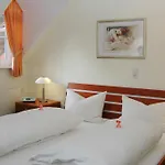 Waldhotel Forsthaus Remstecken Κόμπλεντς