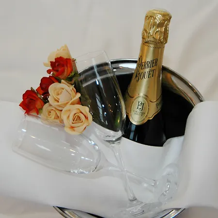 Waldhotel Forsthaus Remstecken 3*