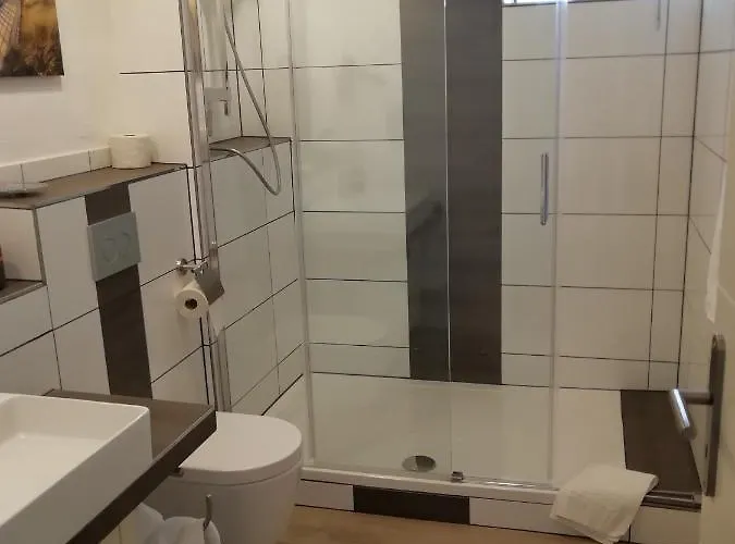 Waldhotel Forsthaus Remstecken 호텔 코블렌츠