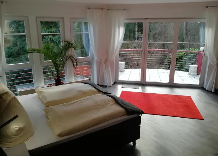 Waldhotel Forsthaus Remstecken 호텔 3*