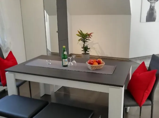 Waldhotel Forsthaus Remstecken 호텔 3*